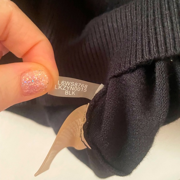 Karl Lagerfeld collared sweater size large - Picture 5 of 5